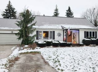 82 E Bay St, Sebewaing, MI 48759