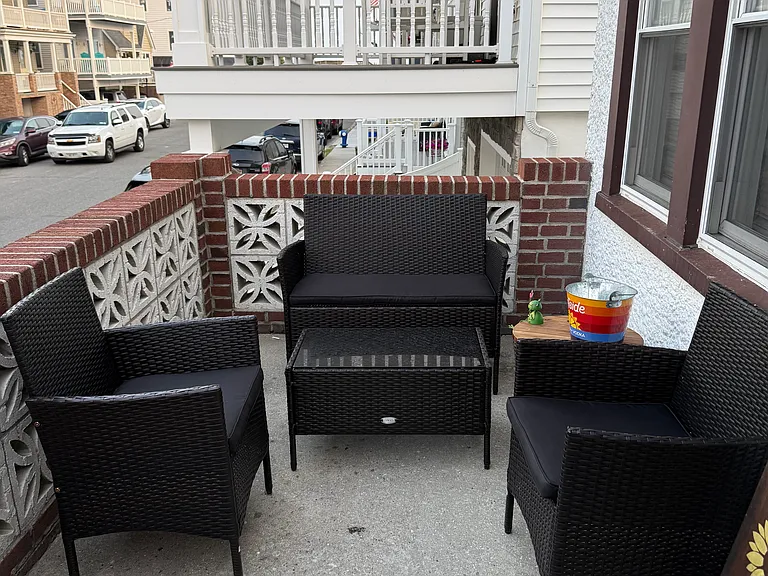 27 Illinois Ave — Photo 9