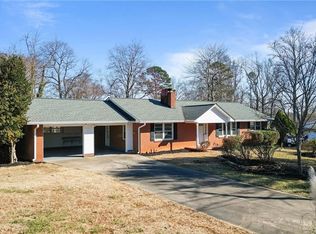 123 Frances Ln, Winston Salem, NC 27127