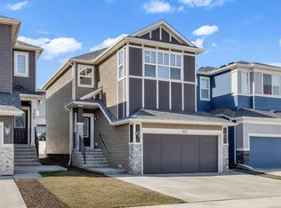312 E Edith Pl NW, Calgary, AB T3R 2E1