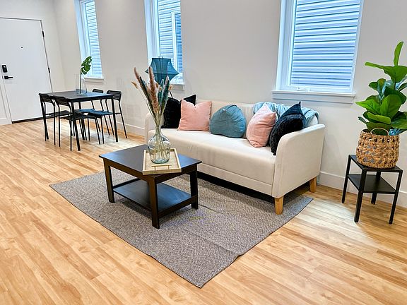 2nd image of 3847 N Broad St #1-6