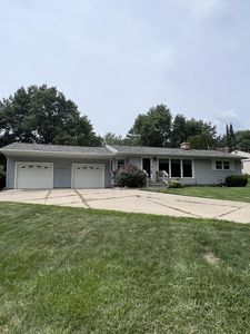 11418 E River Dr, Dewitt, MI, 48820