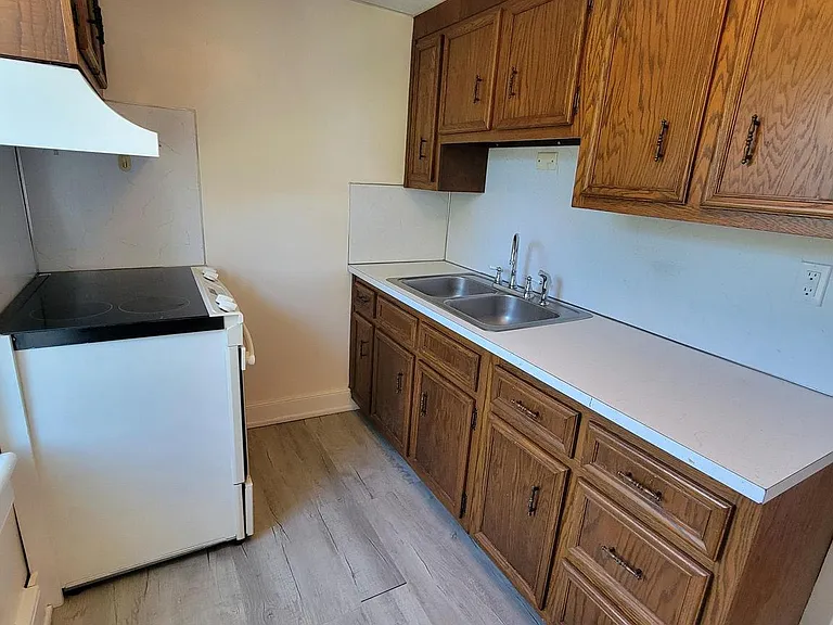 110 Gumbes Rd #2ND FLOOR — Photo 7