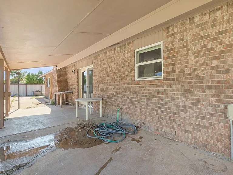 1116 Oakhurst Rd — Photo 20