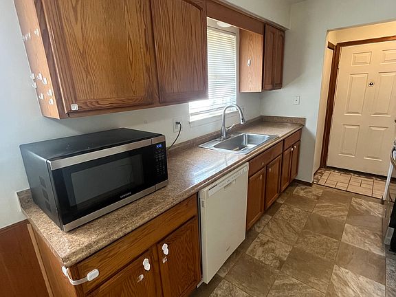 5th image of 5972 N Gulley Rd