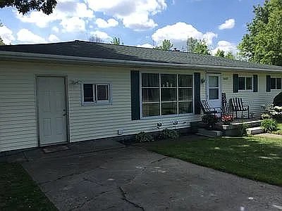 6607 Hart Rd photo 1