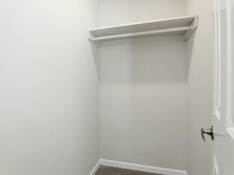 Faris Residences Newnan — Photo 26