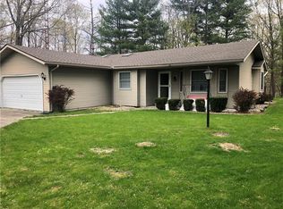 11883 E Clarksville Rd, Marshall, IL 62441