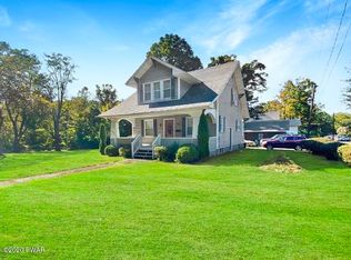 101 Ridge Ave, Hawley, PA 18428