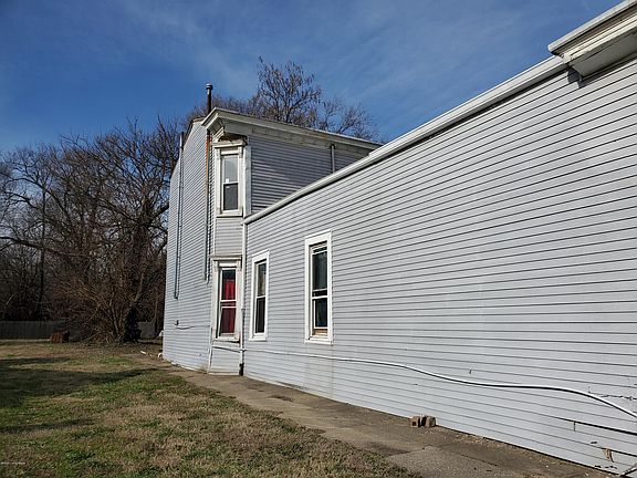5th image of 1212 S 15th St