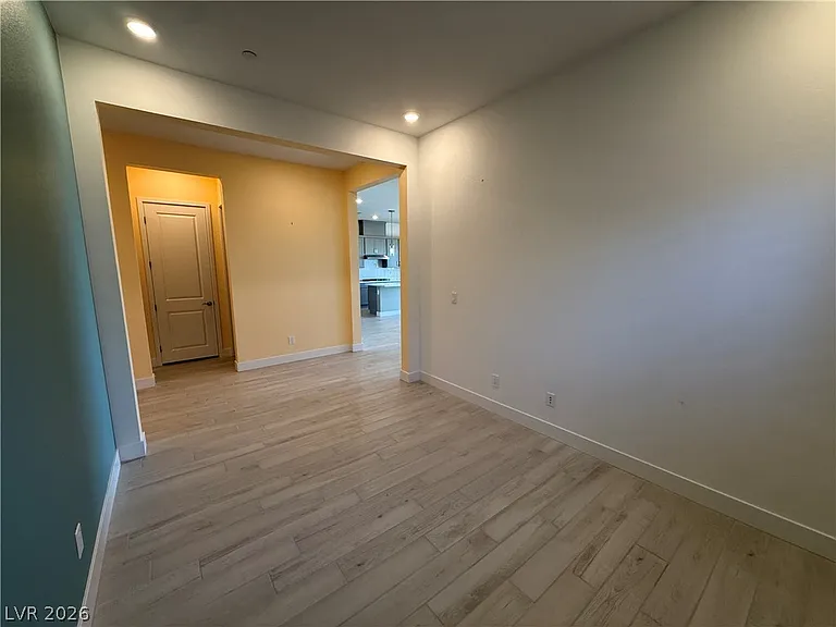 324 Forsyth Park St — Photo 9