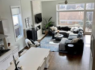 1534 W Walton St #3, Chicago, IL 60642