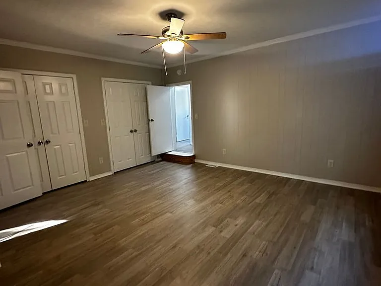 742 Old Sulphur Springs Rd — Photo 38