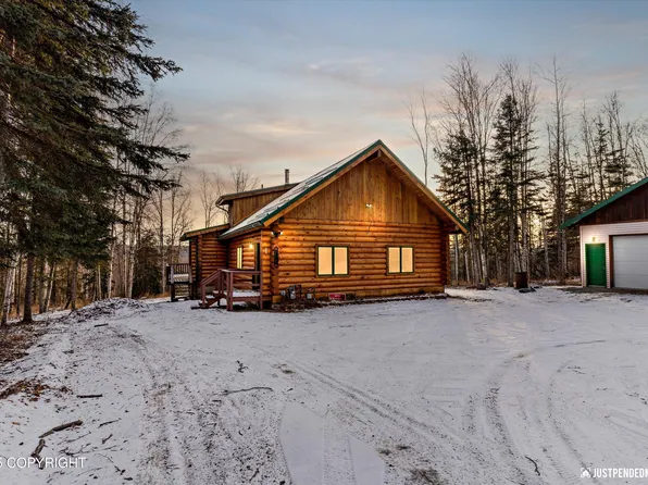 5770 W Shady Grove Ln, Wasilla, AK 99623