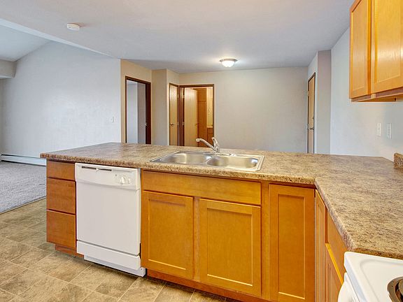 Roosevelt East kitchen