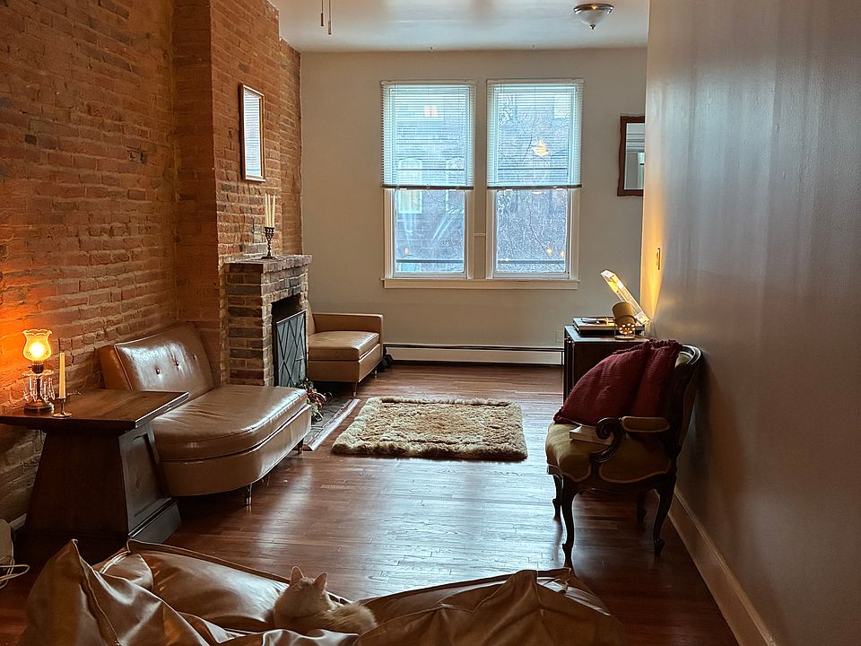 1st image of 1823 Bolton St #2