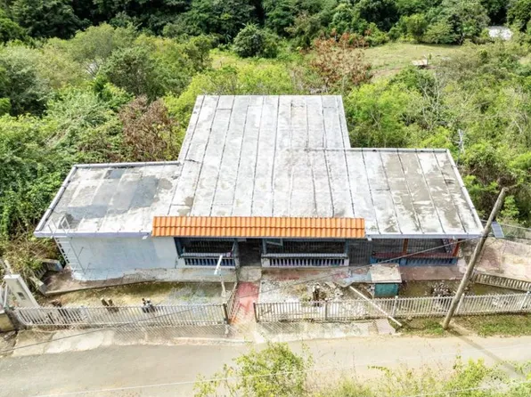 Parc Rayo Guaras Calle Sierra #33, Sabana Grande, PR 00637