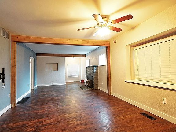 3rd image of 1224 E 54th St