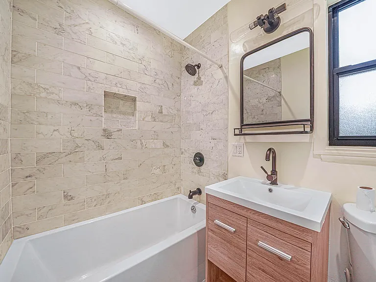 656 Ozone St — Photo 13
