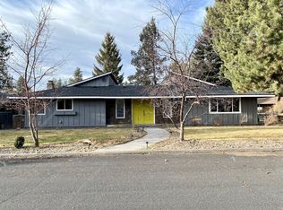 20302 Fairway Dr, Bend, OR 97702