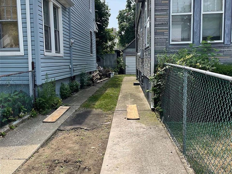 2nd image of 150-36 114th Road