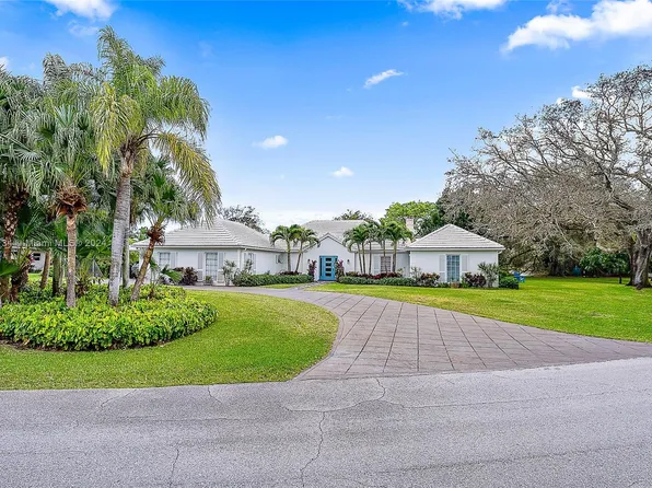 120 SE Turtle Creek Dr, Jupiter, FL 33469