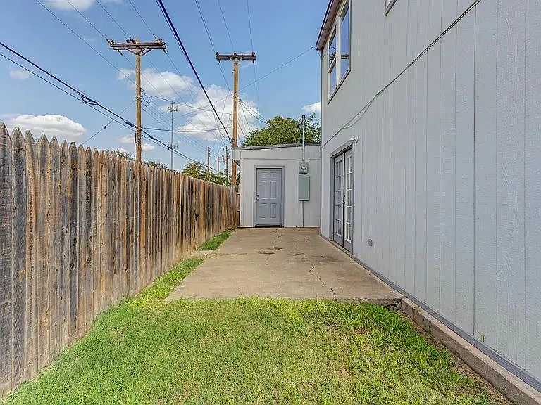 4320 52nd St #B — Photo 31