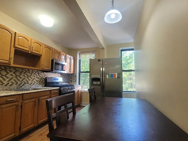 123 Ralph Ave #2A — Photo 2