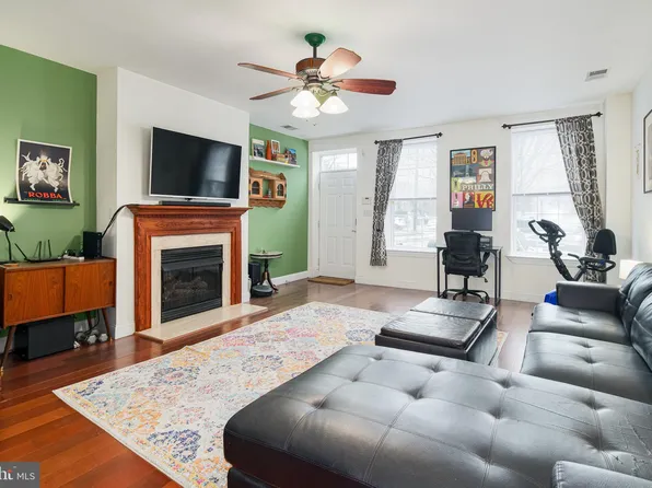 903 N 5th St, Philadelphia, PA 19123