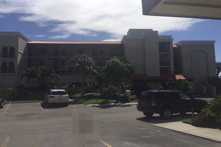 1st image of 7435 Bayshore Dr