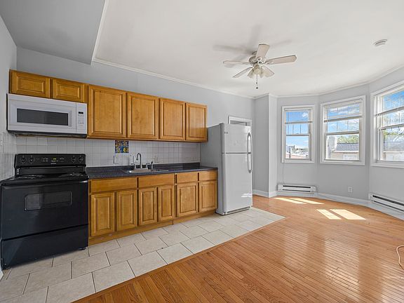 2nd image of 6701 Ogontz Ave #3R