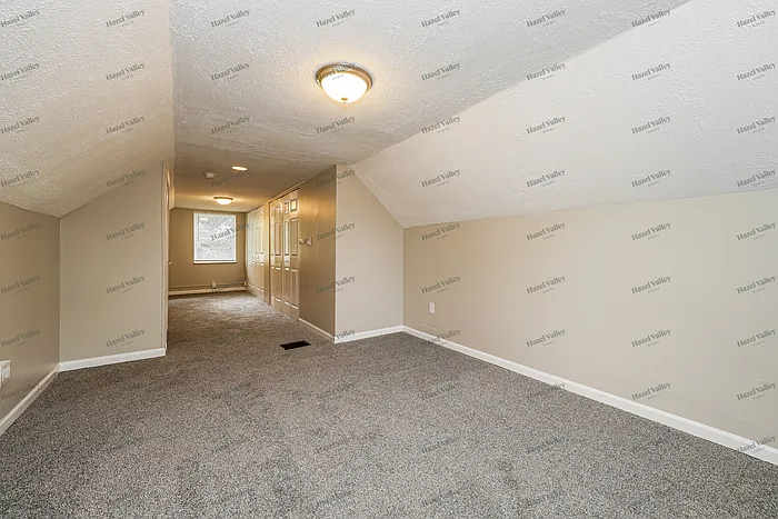 521 Roebling Rd — Photo 12