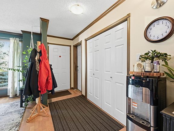3rd image of 18639 72nd Ave NW