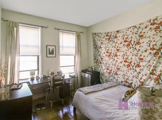 30-68 47th St #2R, Astoria, NY 11103