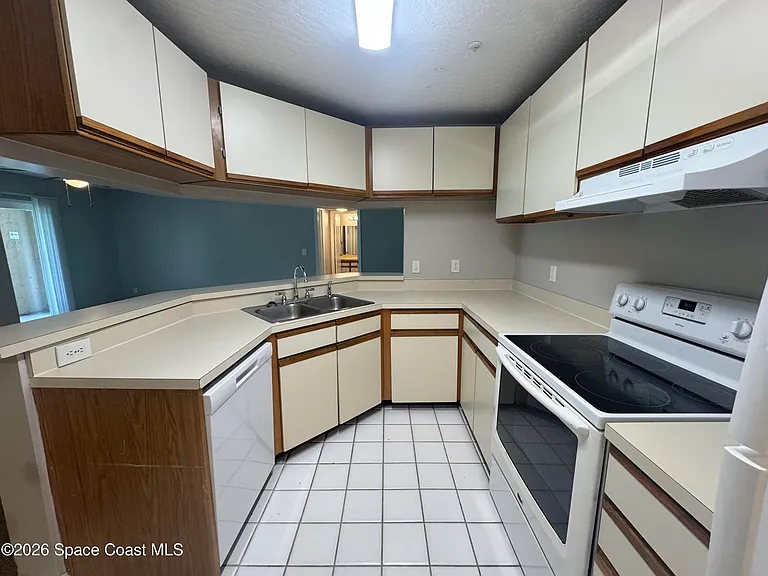 7667 N Wickham Rd #1012 — Photo 10