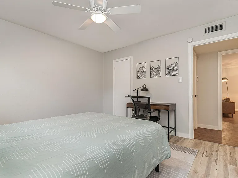 3212 Daniel Ave #B — Photo 12