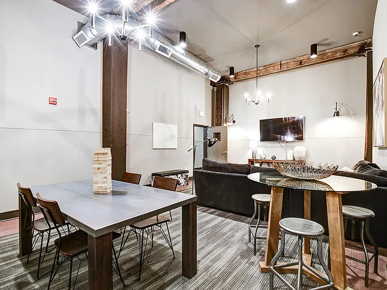 Boury Lofts — Photo 29
