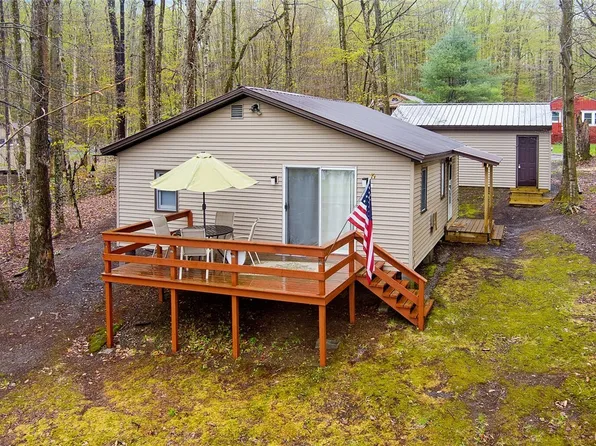 120 Lorton Lake Dr, Altmar, NY 13302