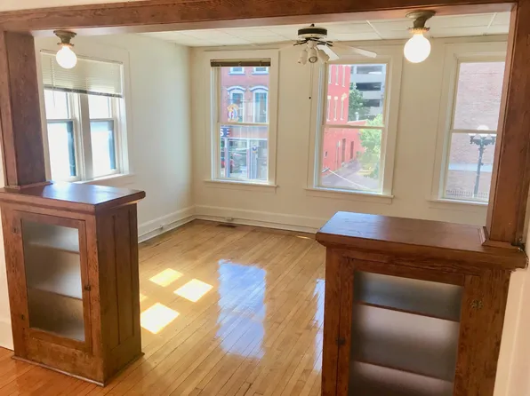 215 Pearl St, La Crosse, WI 54601