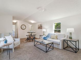 605 W Bach Dr, Defuniak Springs, FL 32433