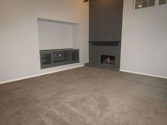 5th image of 1638 Pondside Dr