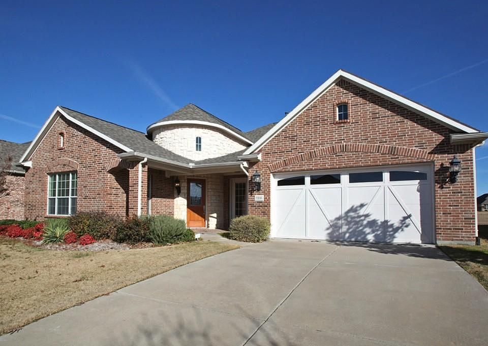 1st image of 7236 Bay Hill Dr