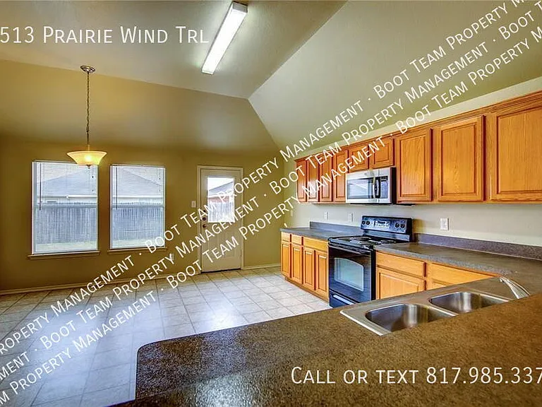 8513 Prairie Wind Trl — Photo 6