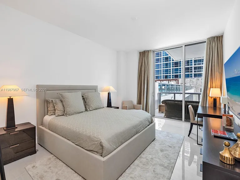 6799 Collins Ave #501 — Photo 10