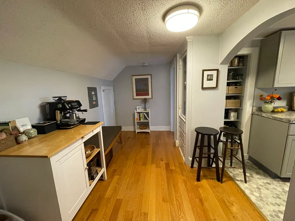 1 bed, 830 sqft, $1,775 — Photo 4