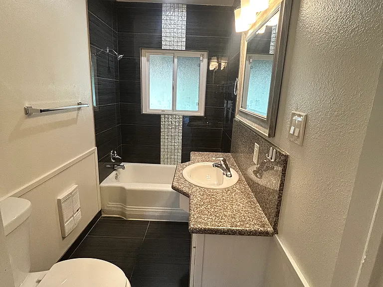 2345 E Brown Ave — Photo 8