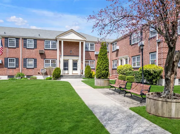 213-25 73 Avenue #B, Bayside, NY 11364