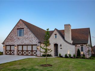 8404 Donnington Ct, Fort Smith, AR 72916