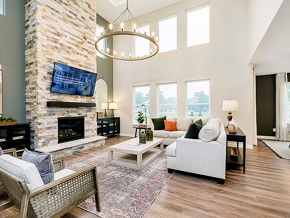 3rd image of 439 Ogala Dr