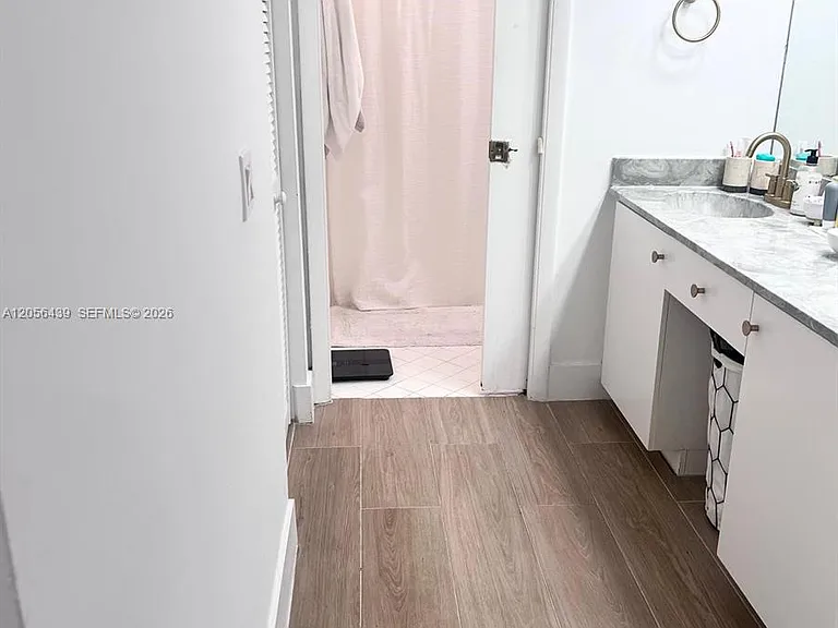 1285 Seagrape Cir — Photo 9